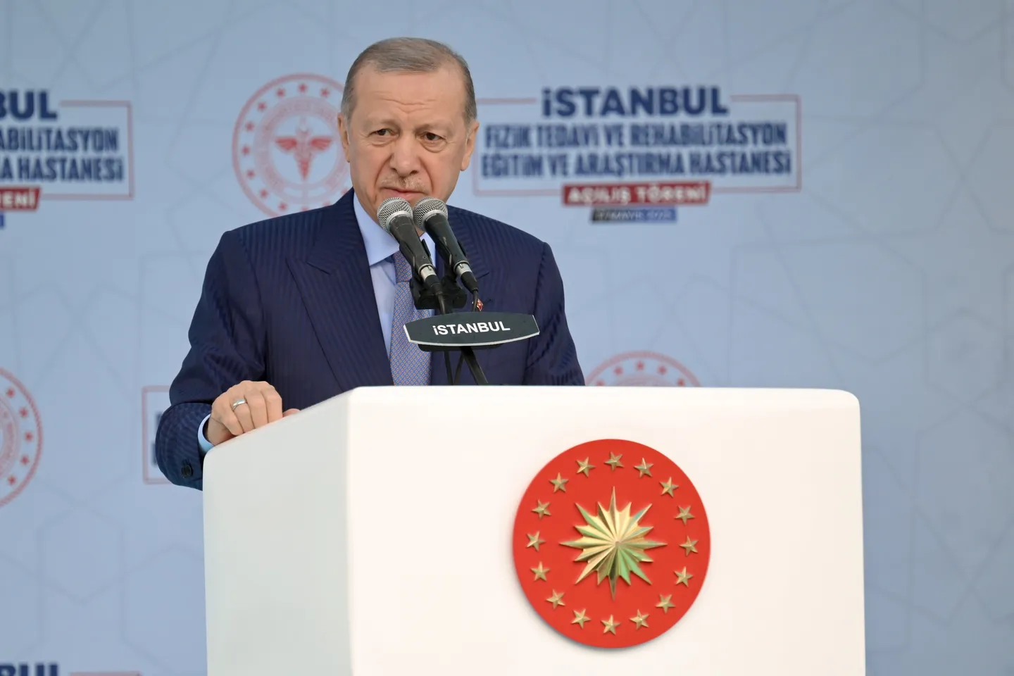 Presidenti turk kujton 81-vjetorin e dëbimit të tatarëve të Krimesë