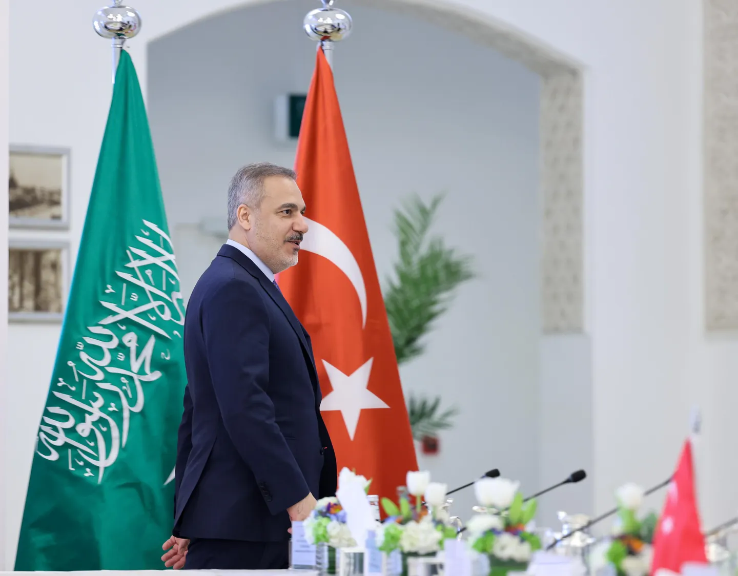 Turkish foreign minister praises growing ties with Saudi Arabia at Riyadh talks