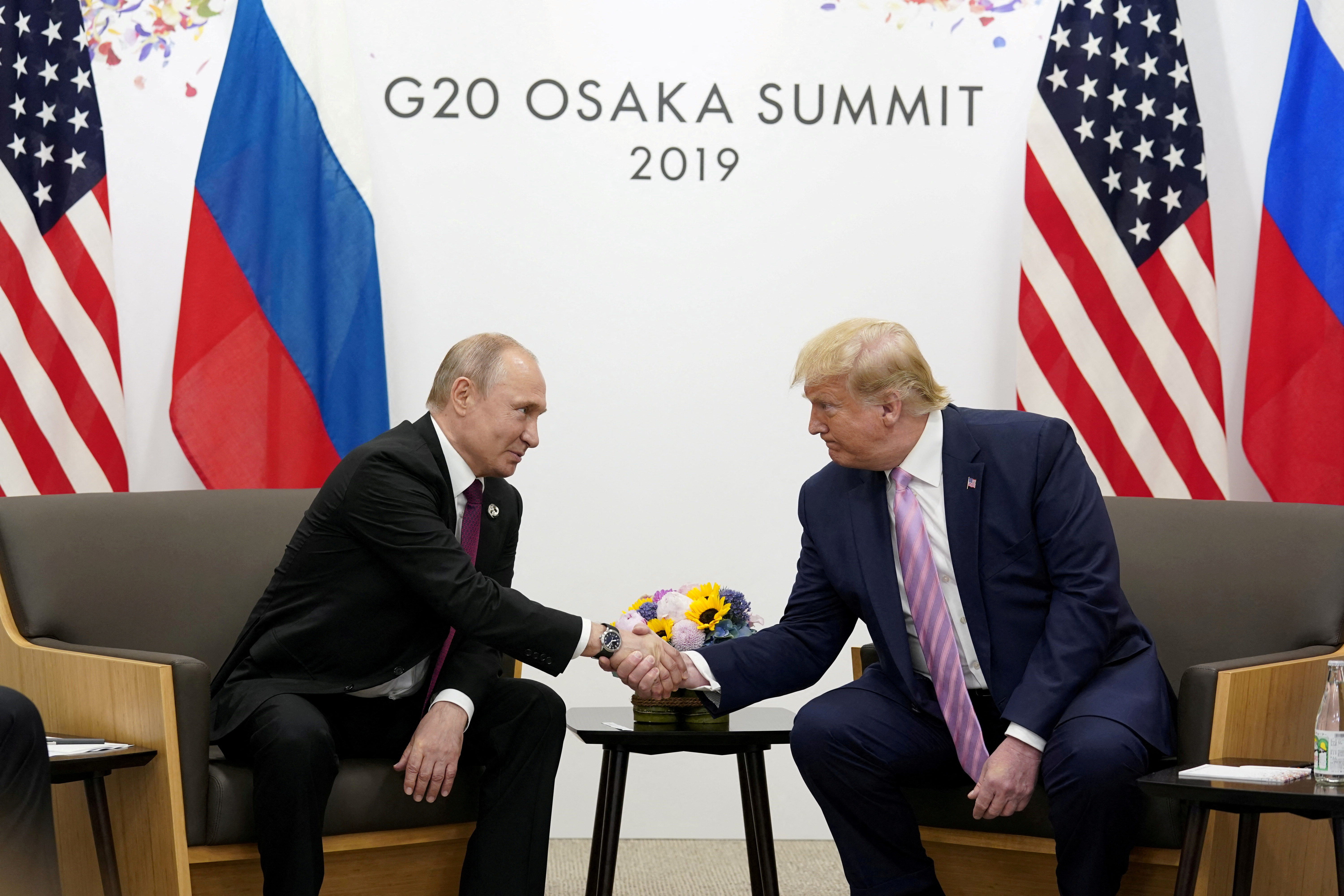 Трамп и Путин договорились о «немедленных» переговорах