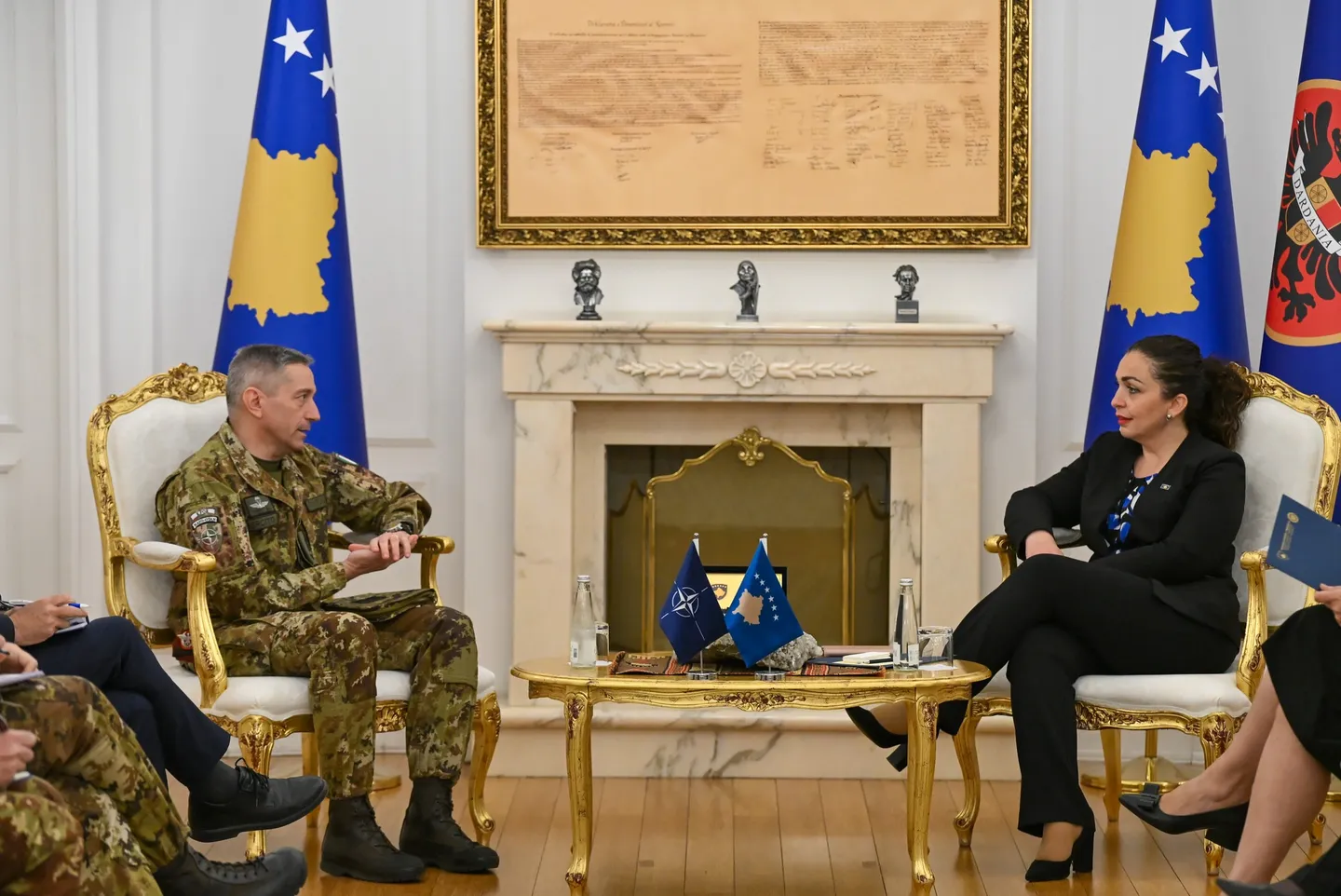 Osmani diskuton sigurinë kufitare me Komandantin e KFOR-it