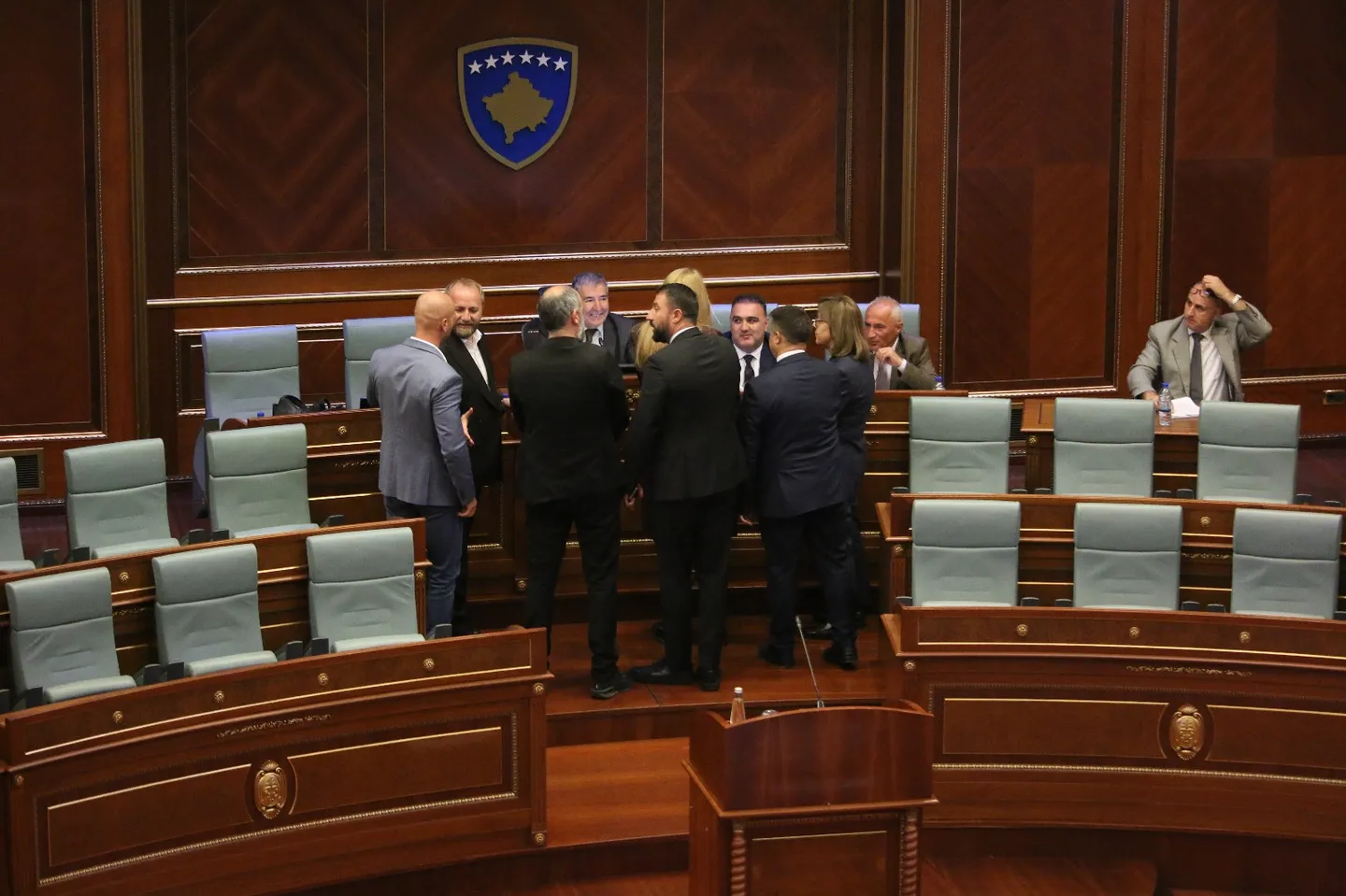 Skenë e ripërsëritur: Dështon përpjekja e 18-të për konstituim të Kuvendit të Kosovës