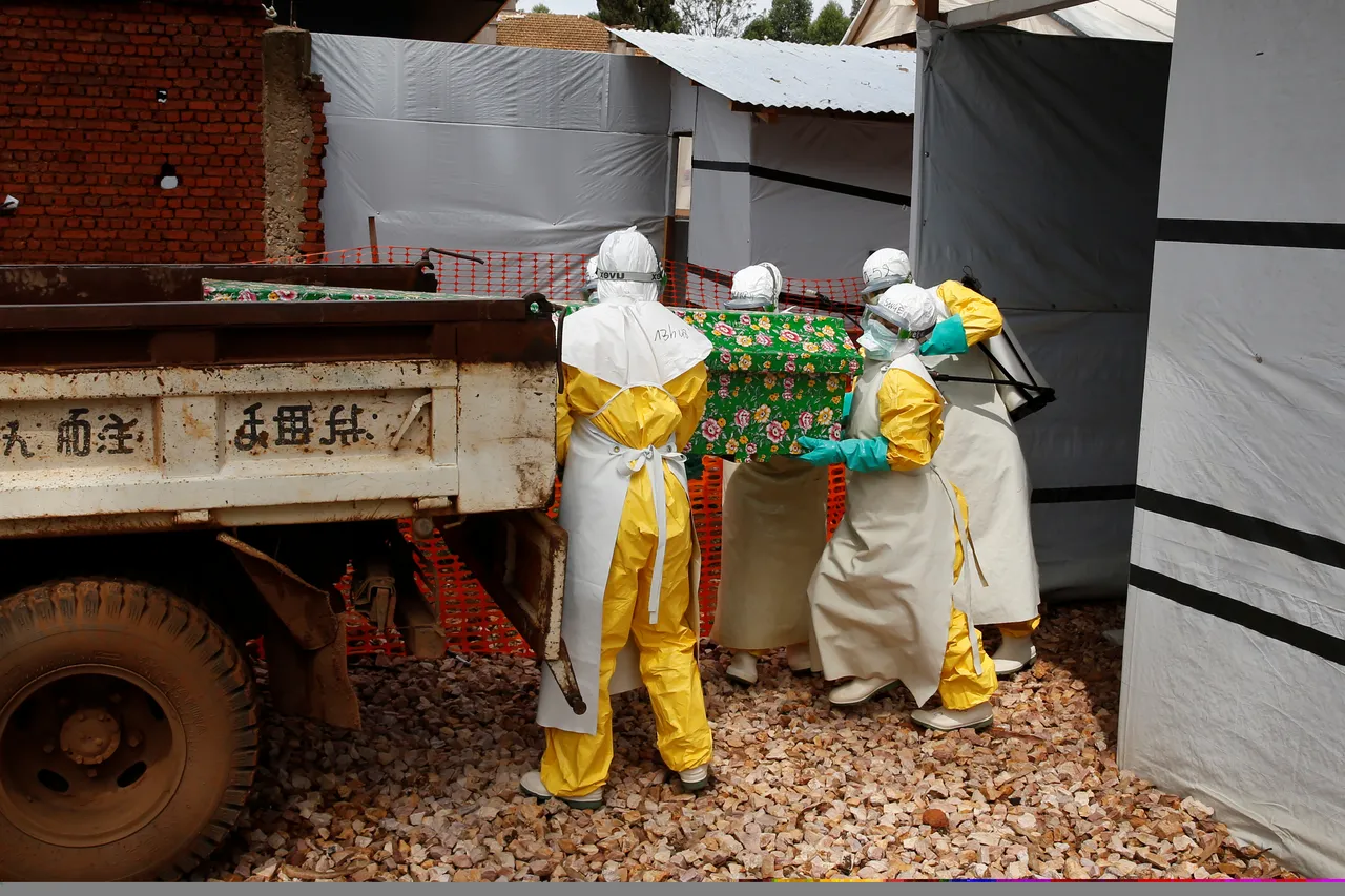 La CDC Afrique déclare l'épidémie d'Ebola dans l'est de la RDC