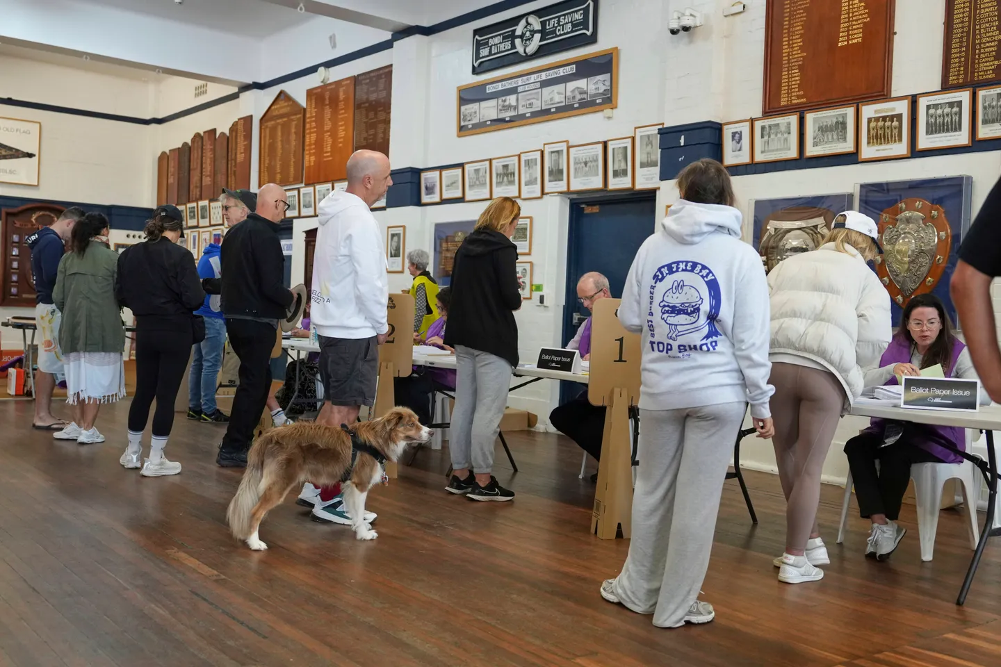 Australians vote amid soaring inflation and Trump trade tensions