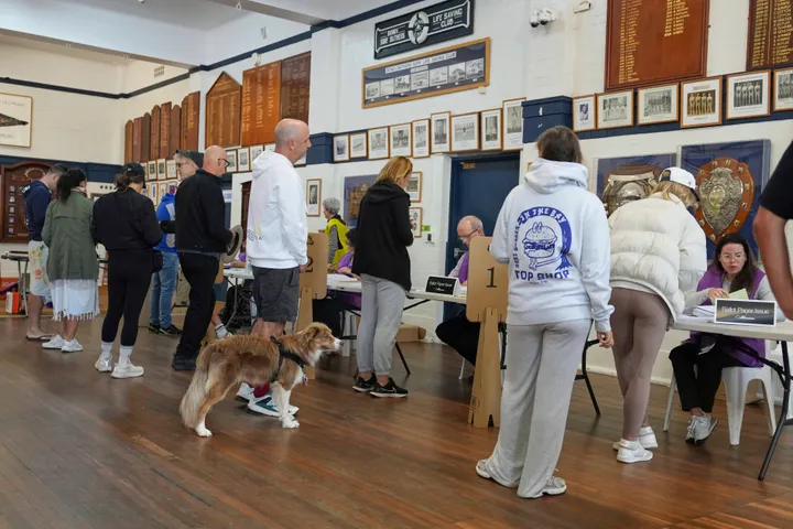 Australians vote amid soaring inflation and Trump trade tensions