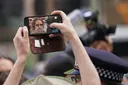 Mediawaakhond: Algoritmes van sociale media vormen direct risico voor de democratie