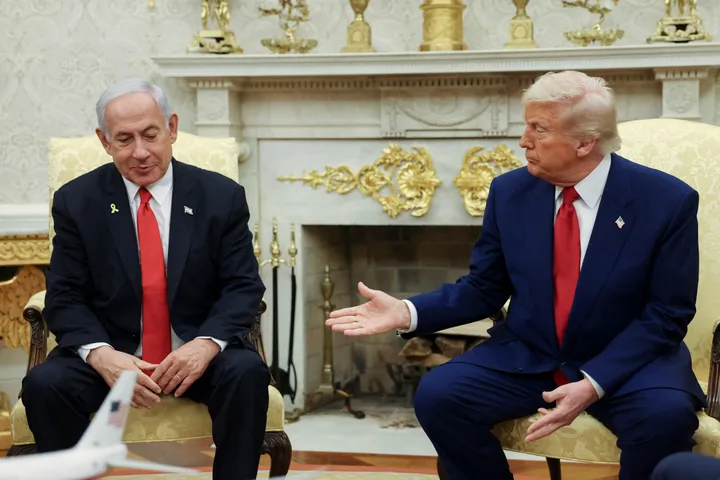 Trump habría cortado lazos con Netanyahu por “manipulación” y anunciaría tregua en Gaza: reportes