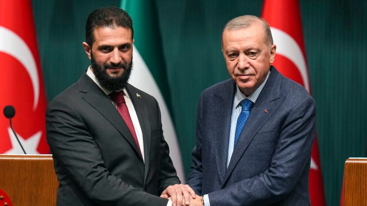 Анкара Сириянын саясий трансформациясын колдоону жана санкцияларды алып салууну талап кылууда