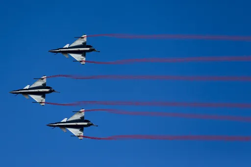 Il combattimento aereo tra il Pakistan e l'India aiuta la Cina a testare le proprie armi