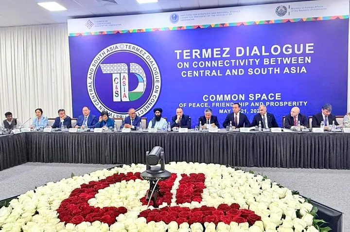 تاکید بر همکاری‌های تجاری و ترانزیتی در اولین نشست «گفتگوی ترمذ»