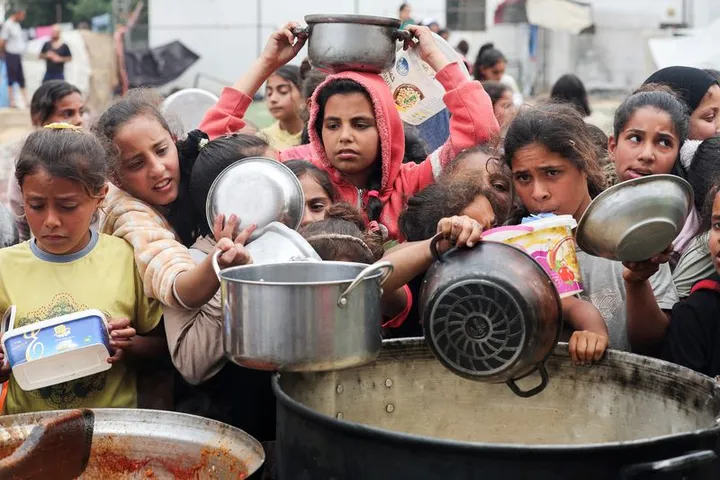 ONU denuncia que Gaza sigue sin recibir ayuda humanitaria, mientras continúan los ataques israelíes