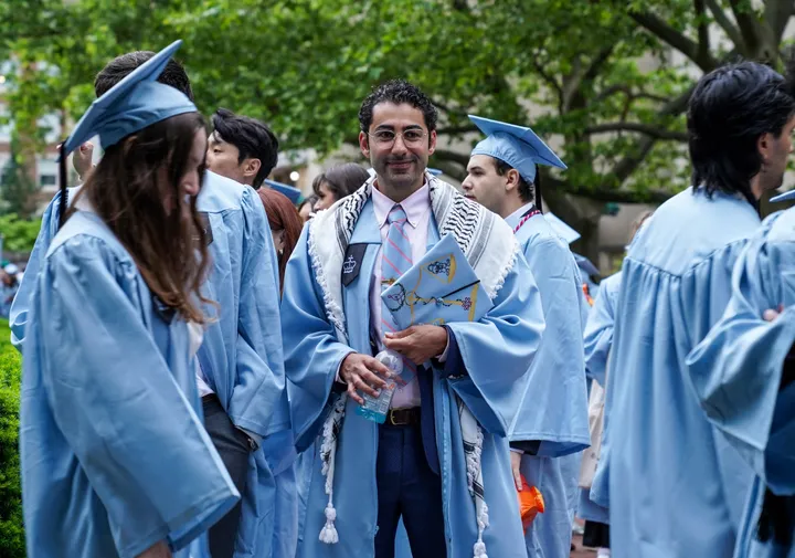Trump suspende citas para las visas de estudiantes, en su pulso contra las voces pro-Palestina