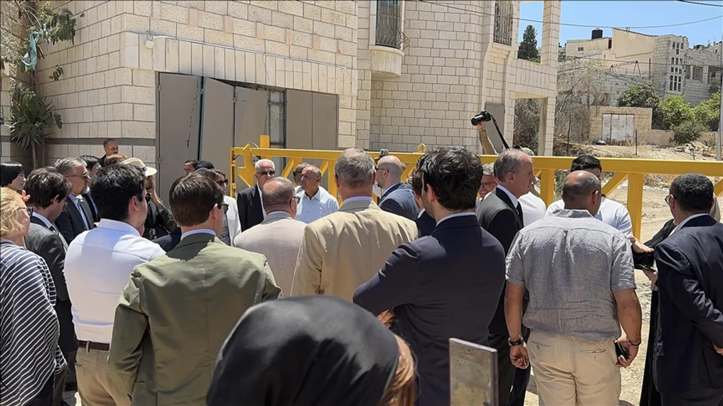 Kina thirrje për hetim pas të shtënave të ushtrisë izraelite gjatë vizitës së diplomatëve në Jenin