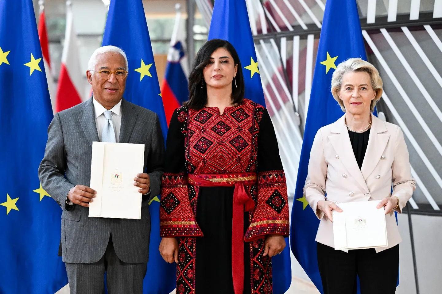Një përfaqësuese palestineze për herë të parë i paraqet BE-së "letër misioni".