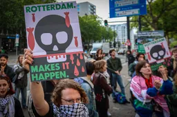 Protesti u Rotterdamu zbog pristajanja broda koji je prevozio dijelove za avione F-35 iz Izraela