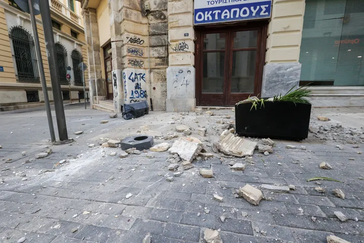 Un cutremur cu magnitudinea de 5,2 grade pe scara Richter a zguduit Grecia, fiind resimțit și în Atena