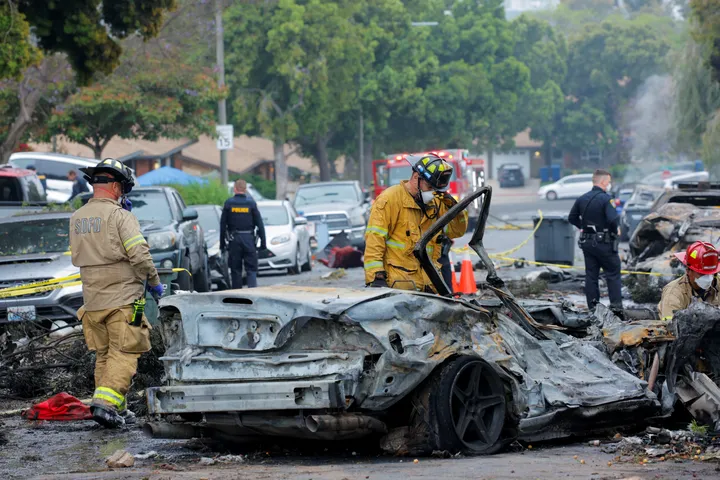 Small plane crash in California kills multiple people