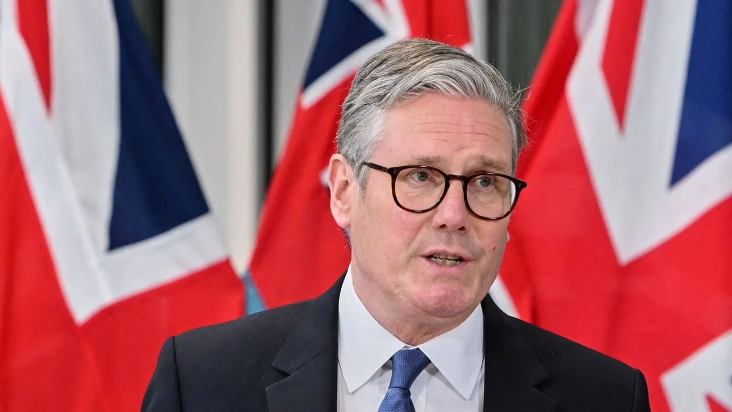 UK surrenders Chagos Islands to Mauritius in exchange for operating military base for 99 years