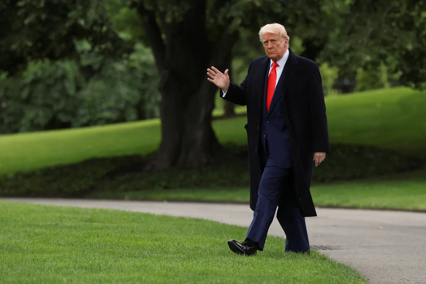 Трамп прижимает Европу к стенке