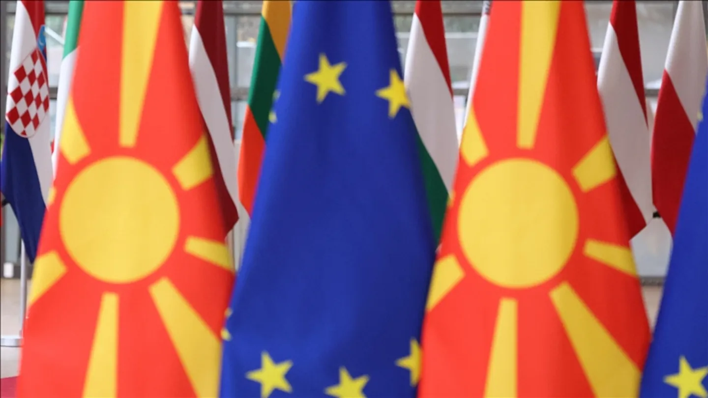 Mucunski-Kallas: Mbetemi në linjë me politikën e jashtme dhe të sigurisë të BE-së