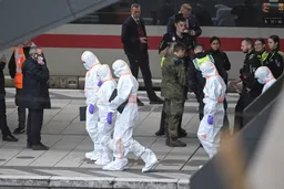 Sulm me thikë në stacionin e trenit në Hamburg të Gjermanisë, raportohet për 12 të plagosur