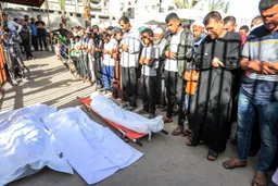 Izrael ubio još 79 Palestinaca, ukupno ubijenih više od 53.900