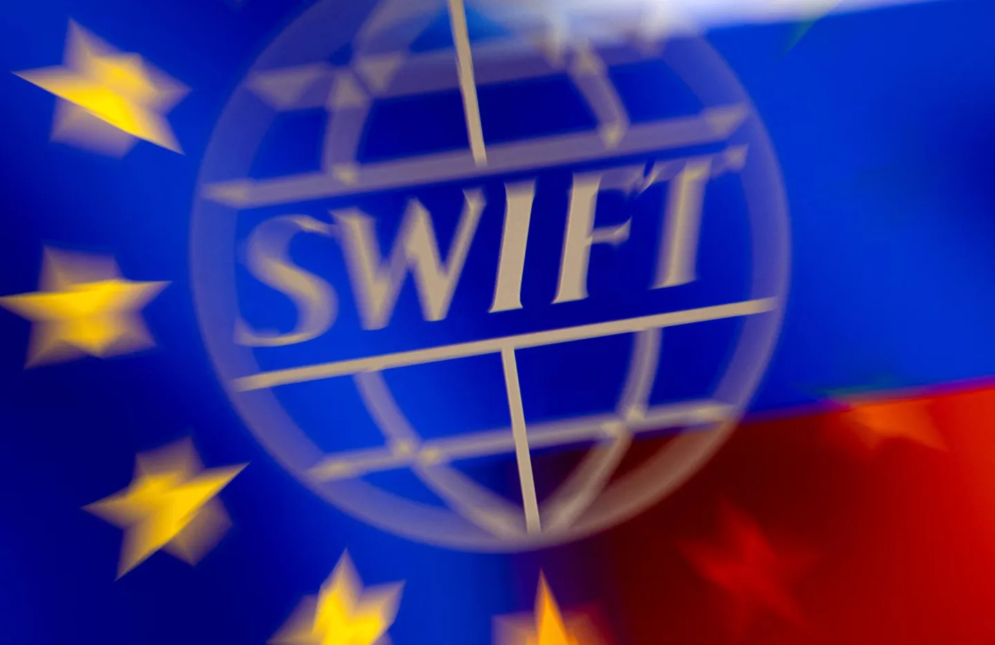 ЕС отключит российские банки от SWIFT?