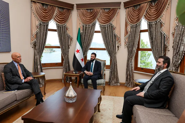 Syrian leader receives US special envoy to Syria in Istanbul