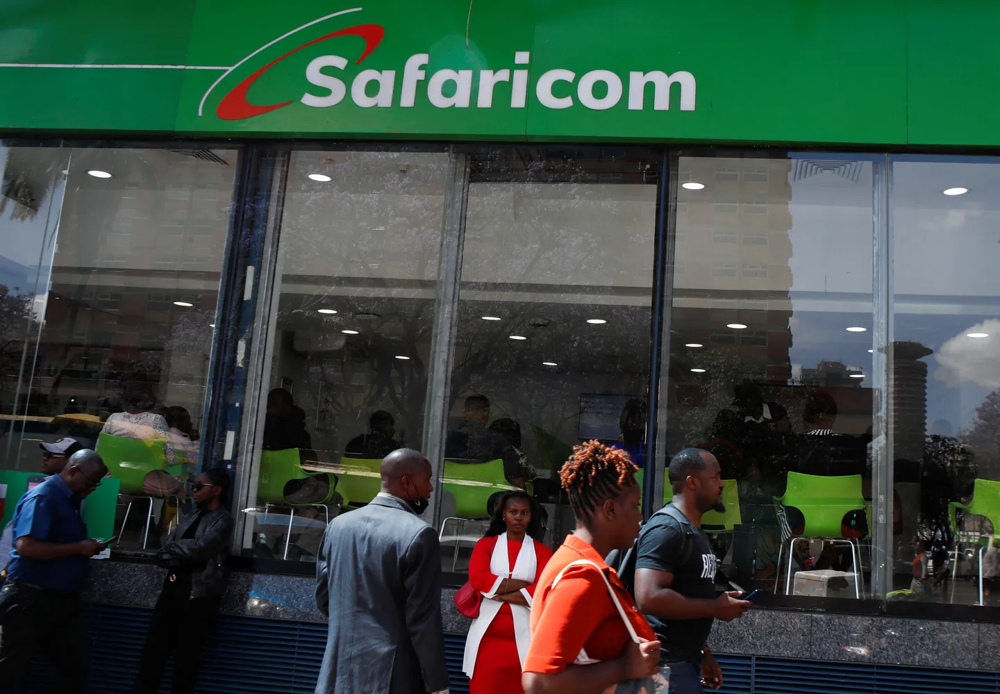 Serikali ya Kenya kuuza zaidi hisa zake Safaricom, waziri wa fedha amesema