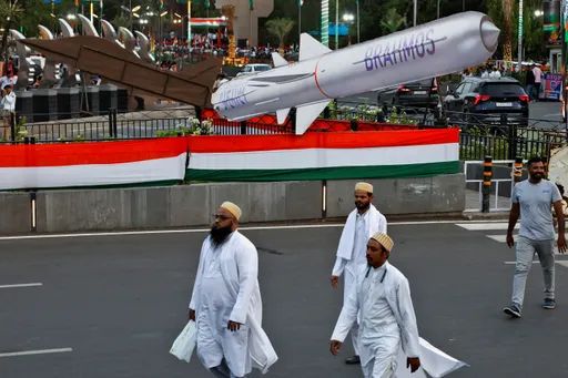 Indonesia amankan kesepakatan rudal BrahMos dengan India, modernisasi pertahanan maritim