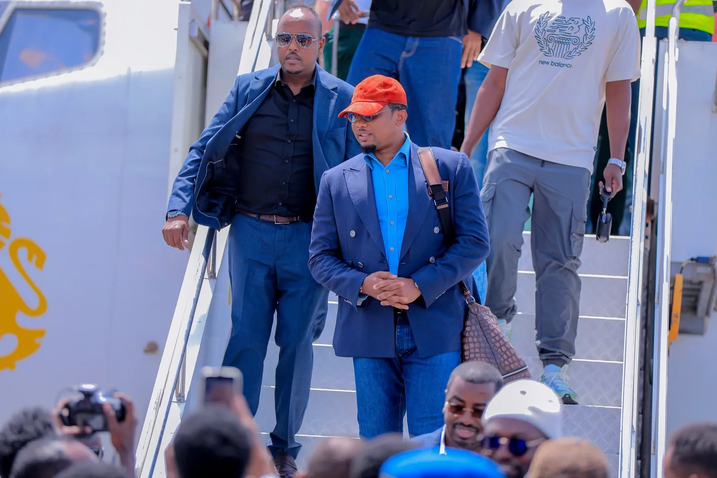 Football returns to Somalia: Eto'o, Adebayor, Okocha back in action