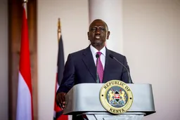 Kenyan president apologises to Tanzania, Uganda over deportation row