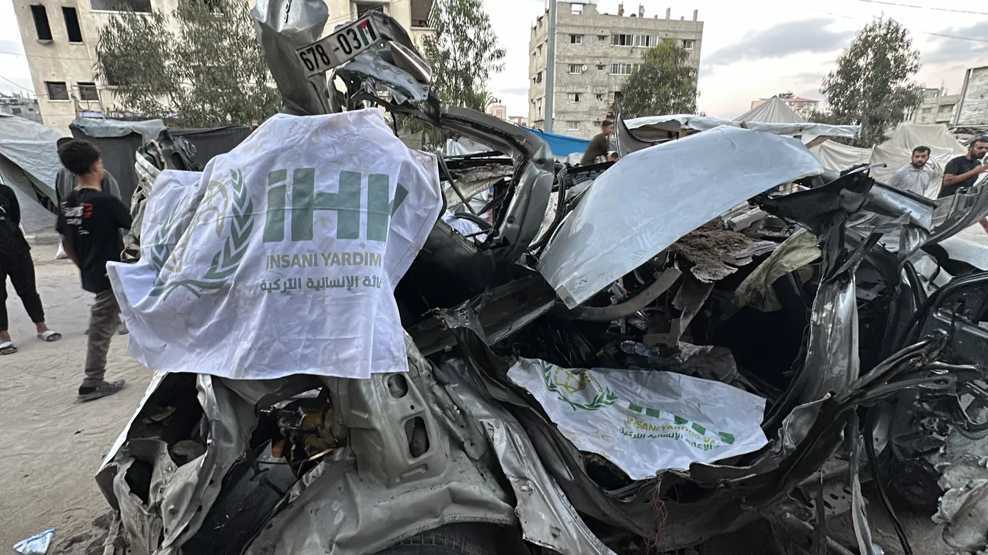 Pet humanitarnih radnika ubijeno u izraelskim napadima na Gazu