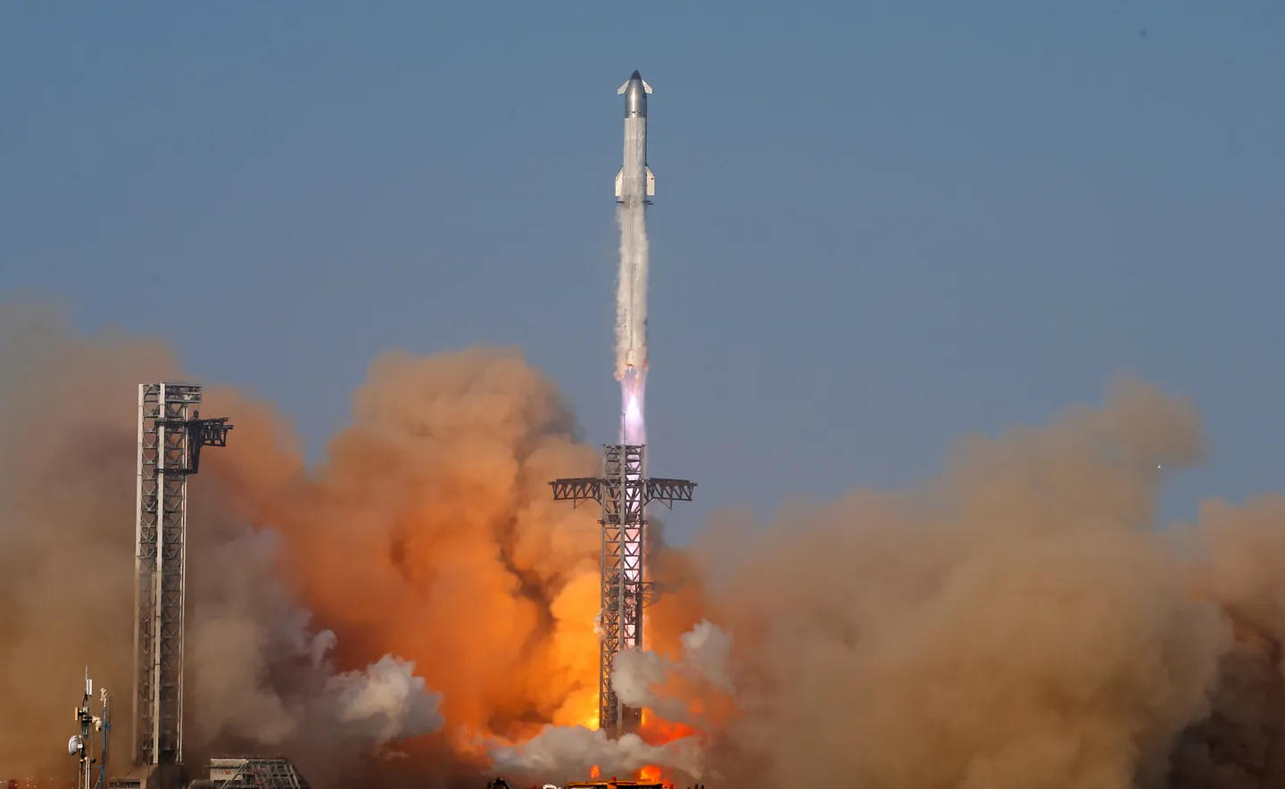 Starship breaks up again — what next for Musk's Mars rocket?