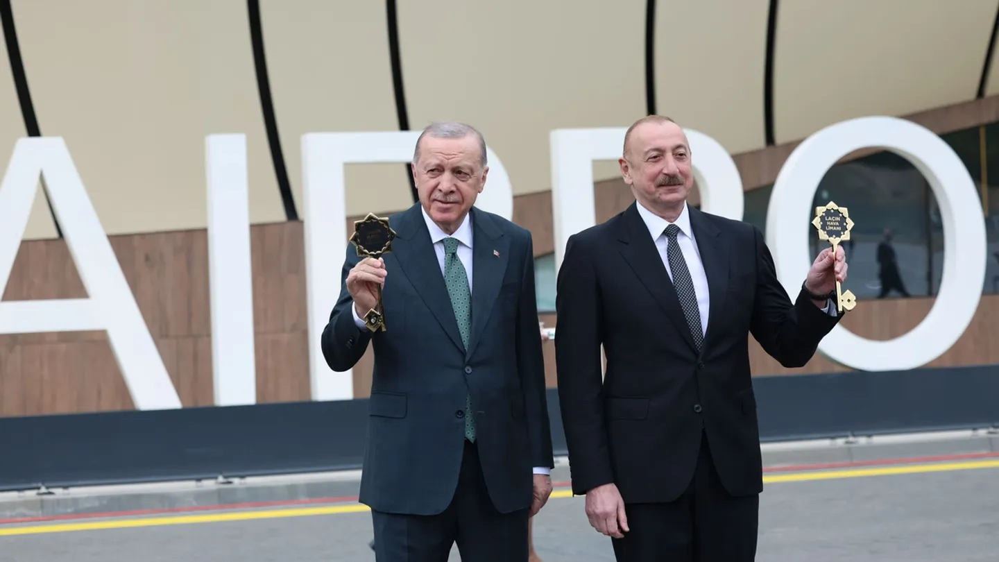 أردوغان وعلييف يشاركان في الافتتاح الرسمي لمطار لاتشين الدولي بأذربيجان