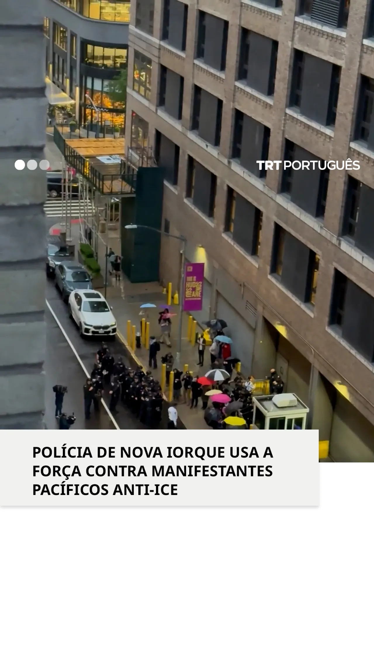 Polícia usa força contra manifestantes pacíficos que protestavam contra o ICE nos EUA