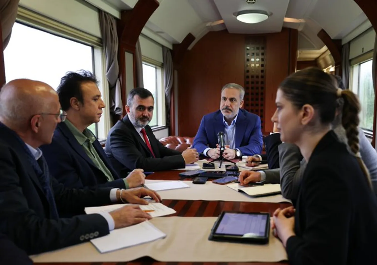 Fidan: Türkiye është "aktori ideal" për t'i lehtësuar bisedimet e paqes Rusi-Ukrainë