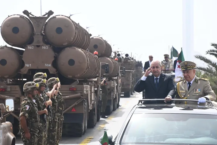 Loi sur la mobilisation générale: l’Algérie affûte ses armes