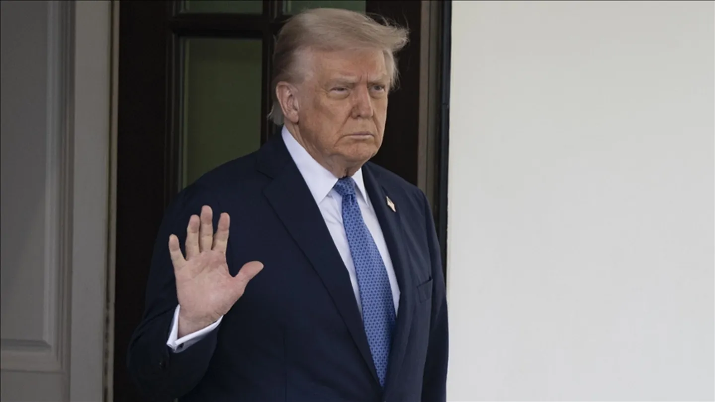 Lufta tregtare: Trump i jep fund regjimit pa tarifa për importet kineze me vlerë të ulët