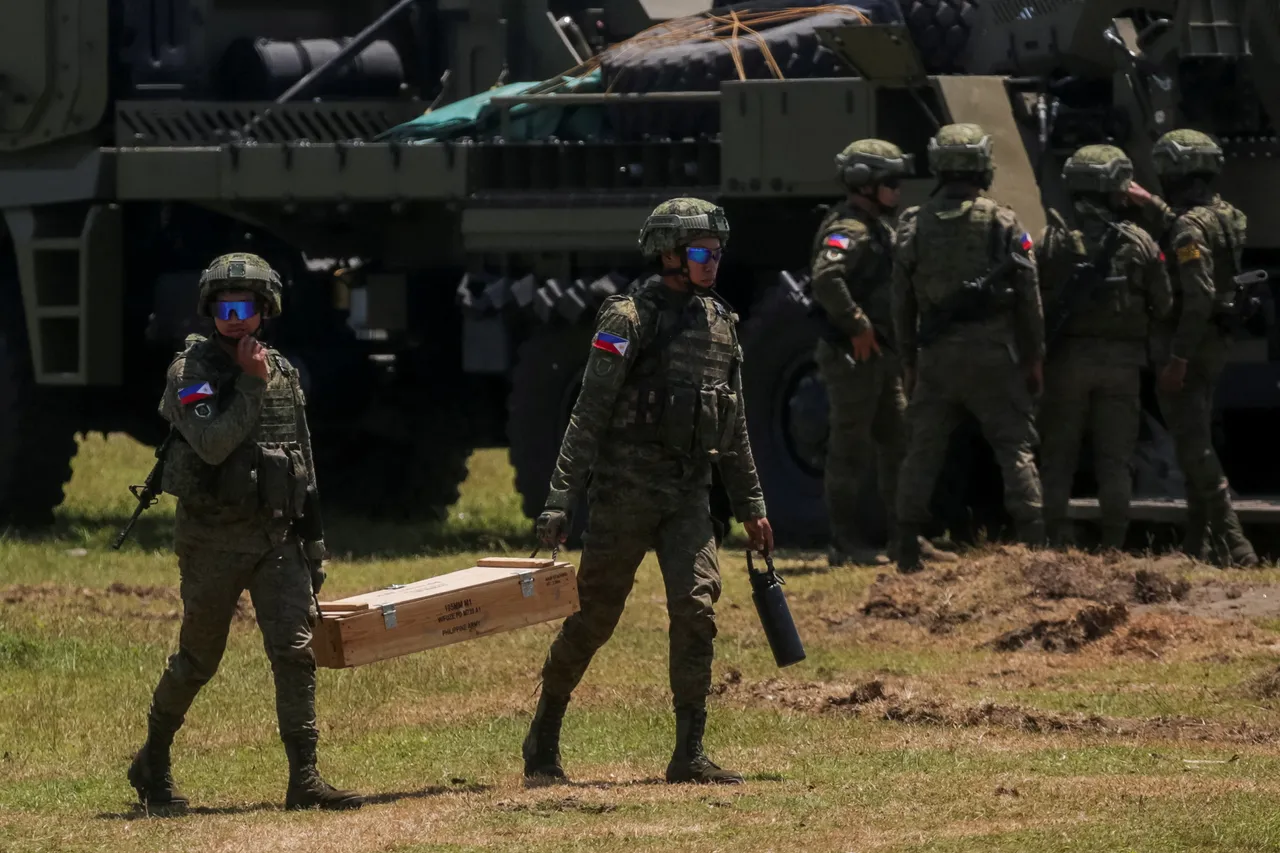 فیلیپین او امریکا د جنوبي چین سمندرګي په لانجمنه سیمه کې ګډ پوځي تمرینات ترسره کړل