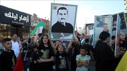 Policia izraelite ndalon gruan e shkrimtarit të ndjerë palestinez në Jeruzalem