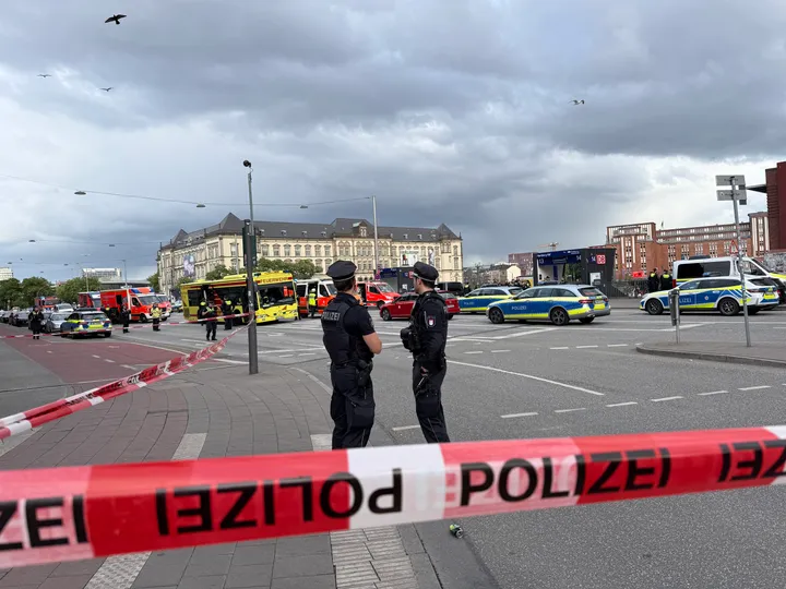 Attacke in Hamburg: Beschuldigte griff mutmaßlich Vater an