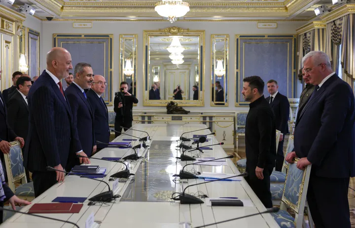 Turkiya Rossiya va Ukraina rahbarlari uchrashuviga mezbonlik qilmoqchi