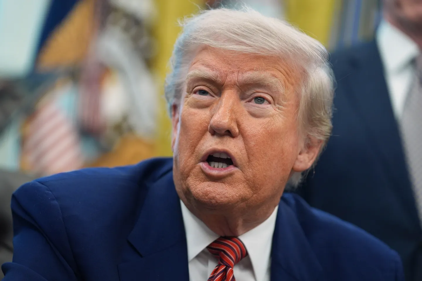 US accuses China of breaking tariff deal