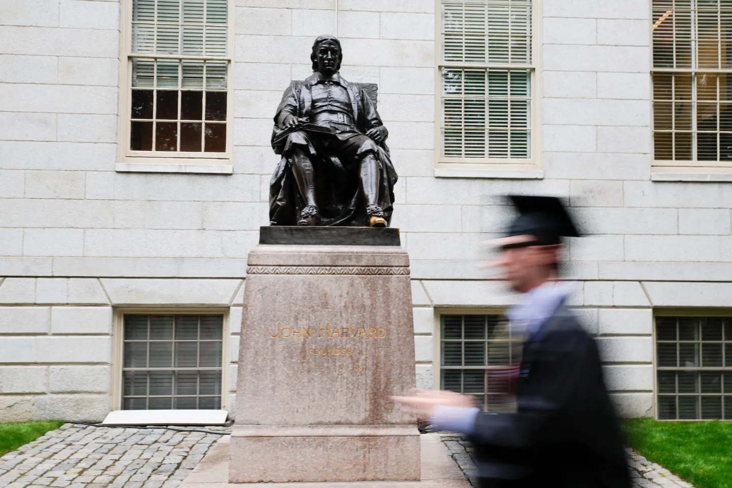 Gjykata pezullon sërish dekretin e Trumpit për ndalimin e hyrjes së studentëve të huaj në Harvard