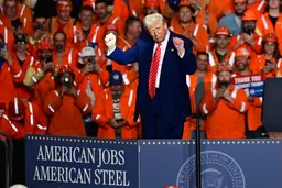 Trump dyfishon nga 25 në 50 për qind tarifat e aluminit dhe çelikut