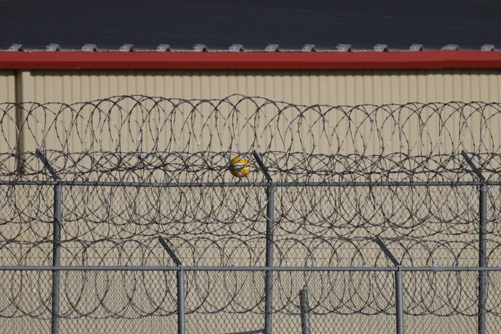 Judge rules Venezuelans deported to El Salvador must be allowed to challenge detention