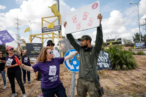 חייל לשעבר ופעיל חברתי הכריז כי הוא רץ לפוליטיקה