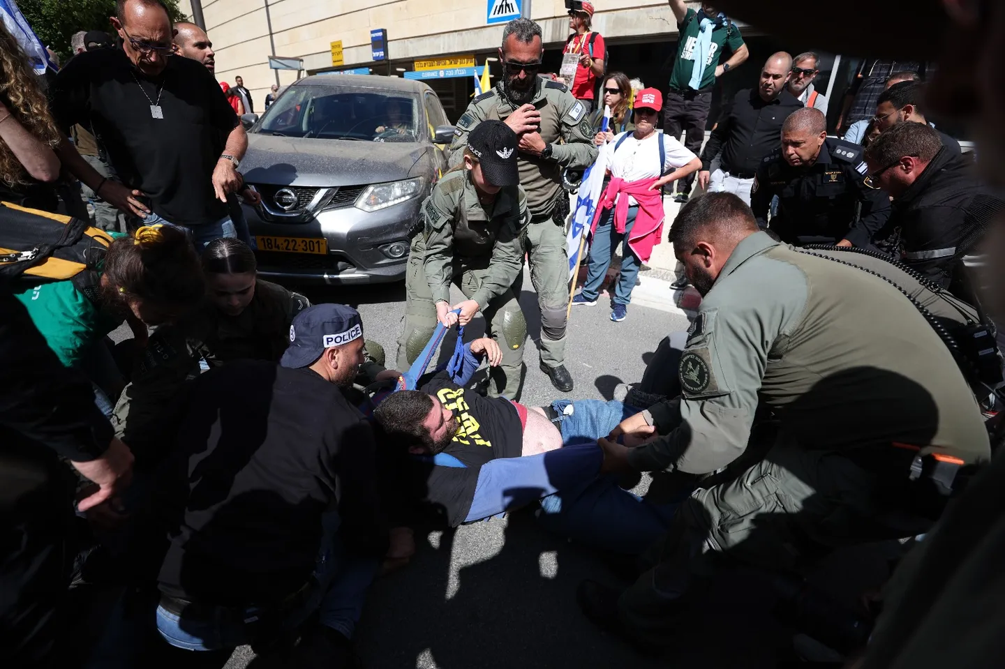 Demonstruesit izraelitë përplasen me policinë në Kuds mes protestave antiqeveritare