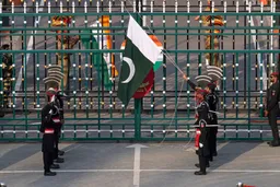 Calls for India, Pakistan to de-escalate tensions