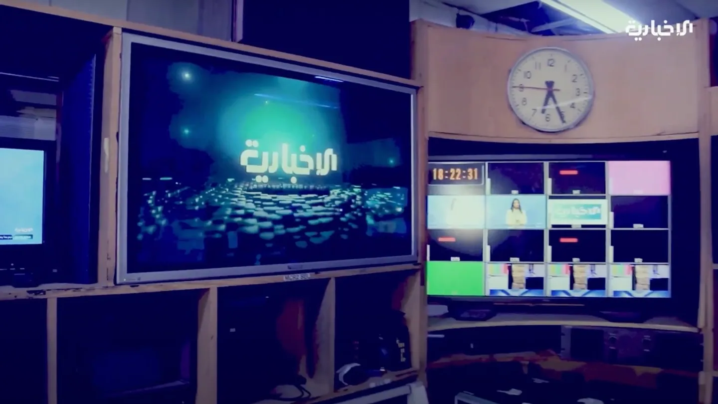 "الإخبارية السورية" تنطلق بحلّة جديدة في أول بث رسمي بعد سقوط نظام الأسد